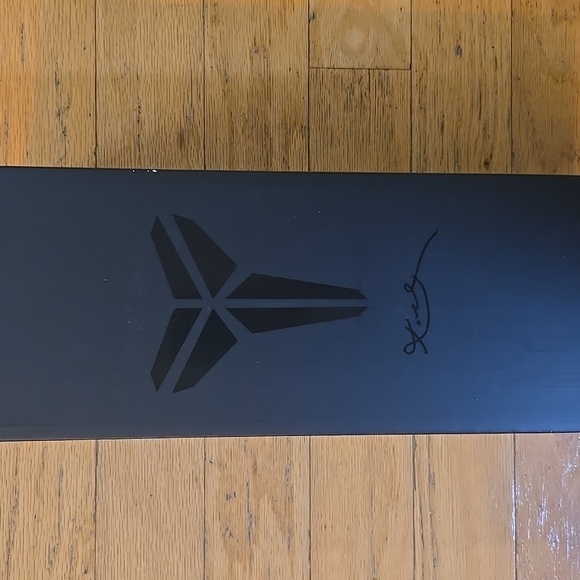 Kobe Bryant Off Court Slides Men's Size 11 Yellow Lightening Black - Picture 8 of 12